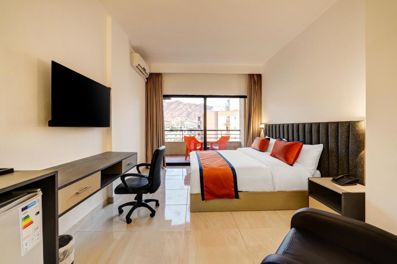 עקבה The Loft Hotel By Fhm מראה חיצוני תמונה