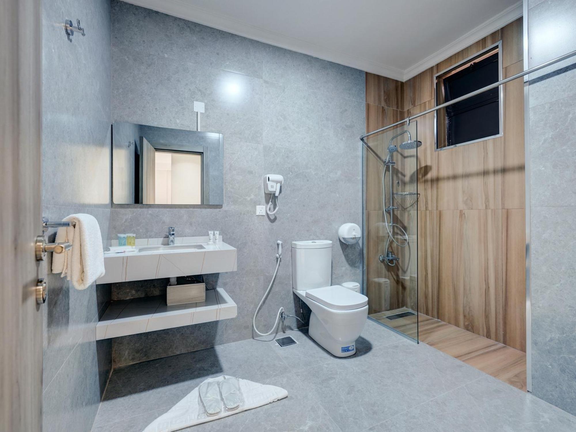עקבה The Loft Hotel By Fhm מראה חיצוני תמונה